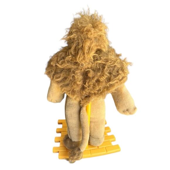 Vintage Wizard of Oz Figure Cowardly Lion Stuffed Animal 14" Stand Movie Plush - Picture 8 of 10